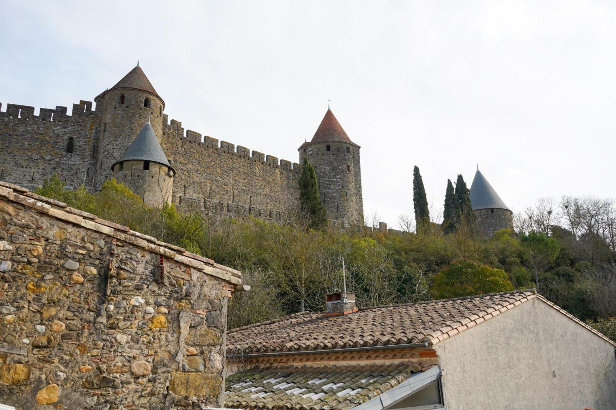 Au Pied Des Remparts- Maison De Caractere-3 Ch-ac